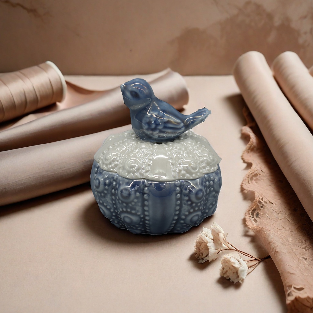 Ceramic bird jewelry box, bird-shaped lid jar, home storage jar, kitchen storage jar, tea jar, spice jar Application Scenario