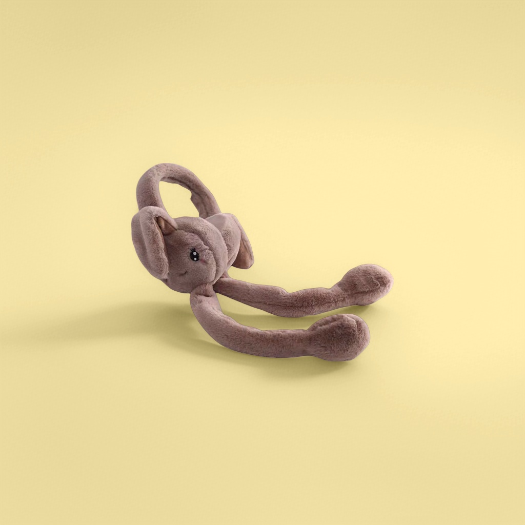 The plush toy rabbit ear cups are cute and warm. They are suitable for both children and adults