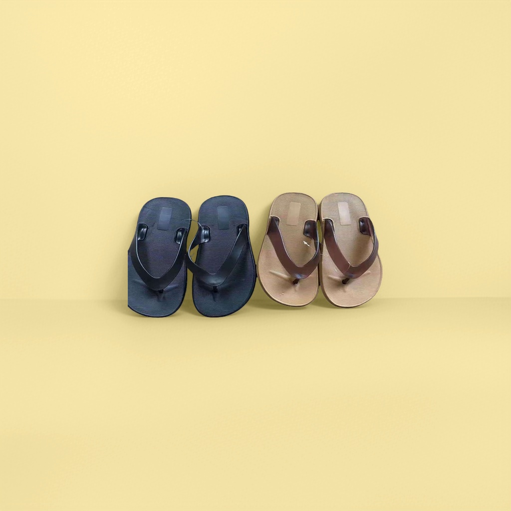 Plastic flip-flops for summer are breathable, anti-slip and lightweight Specification image