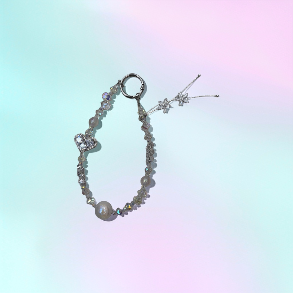 Four-leaf clover crystal bracelet, a new type of jewelry and crystal bracelet Application Scenario