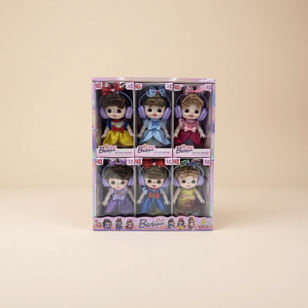 The Barbya doll set can be interchanged with girl doll straps and accessories Application Scenario