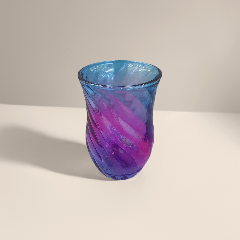 玻璃杯实物图