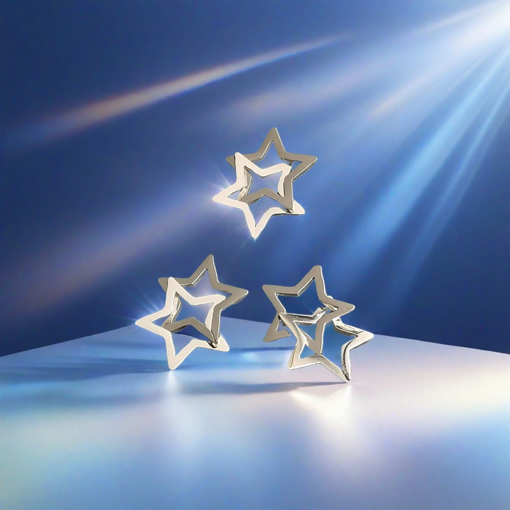 Metal star-shaped jewelry is fashionable, simple and versatile