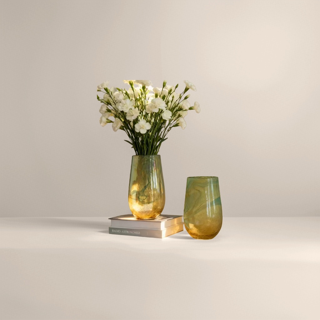 Hand-blown glass vase, a transparent, simple and high-cut flower vase for the living room and bedroom table Specification image