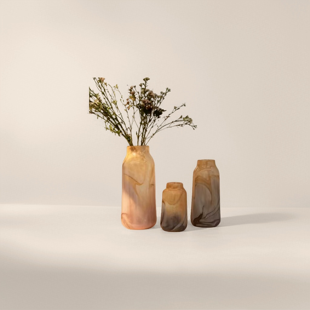 Hand-blown glass vase, a transparent and simple decorative item for the living room entrance Application Scenario