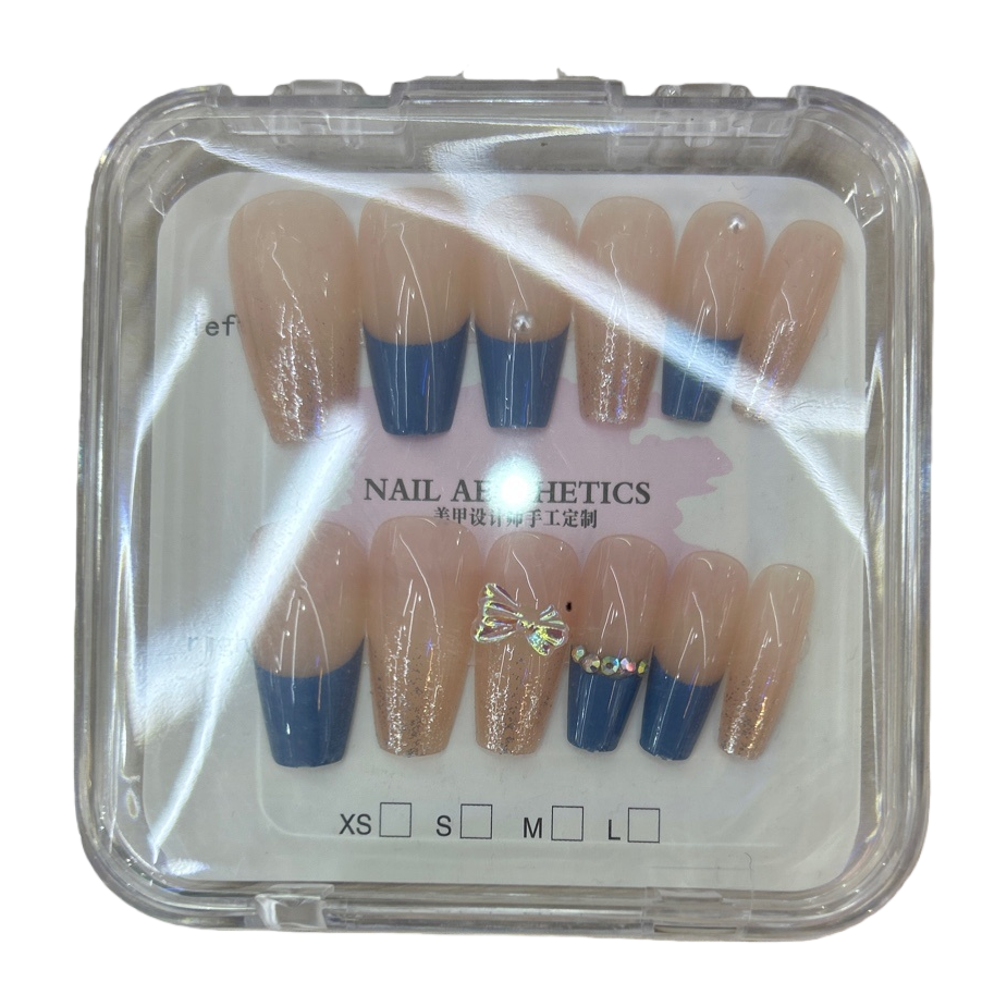 Nail art patch false nail set: Fashionable, versatile, glue-free, detachable, reusable Item Picture