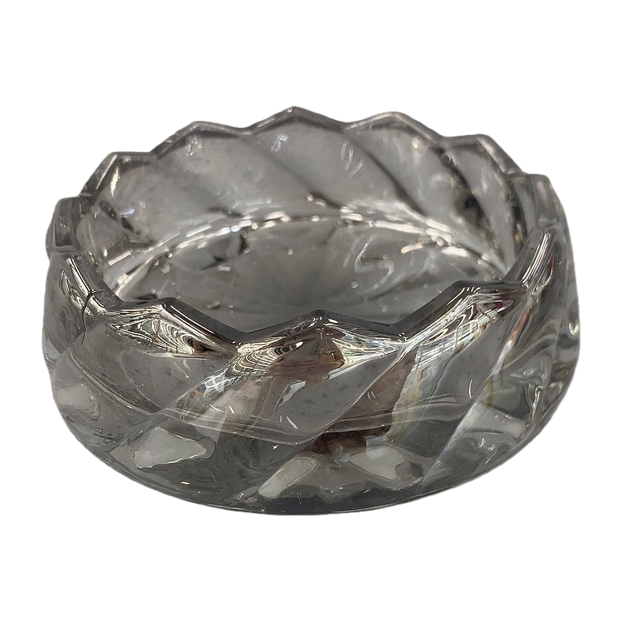 Transparent glass ashtray for household heat-resistant round tabletop storage Item Picture
