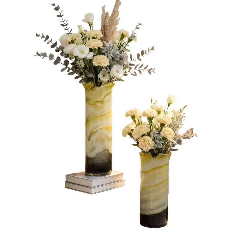 A Nordic-style ceramic vase for living room flower arrangement, a decorative vase with a high aesthetic level Item Picture