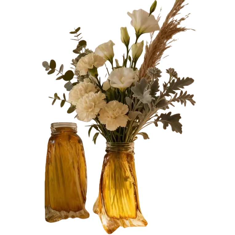 Amber glass vase with white flowers and hay for the living room, a Nordic-style decorative item Item Picture