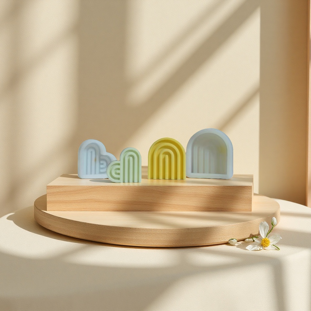 Heart-shaped candles, rainbow-shaped candles, indoor atmosphere decoration items and ornaments
