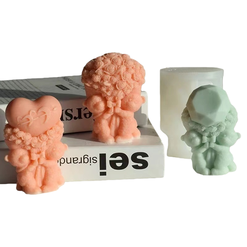 Pink and green cartoon character-shaped scented candles, indoor fragrance display gift box set Item Picture