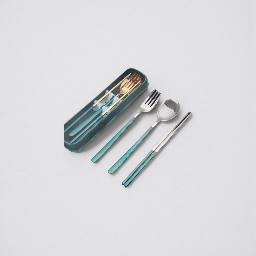 Portable tableware set, three-piece set of forks, spoons and chopsticks, stainless steel lightweight travel storage Application Scenario