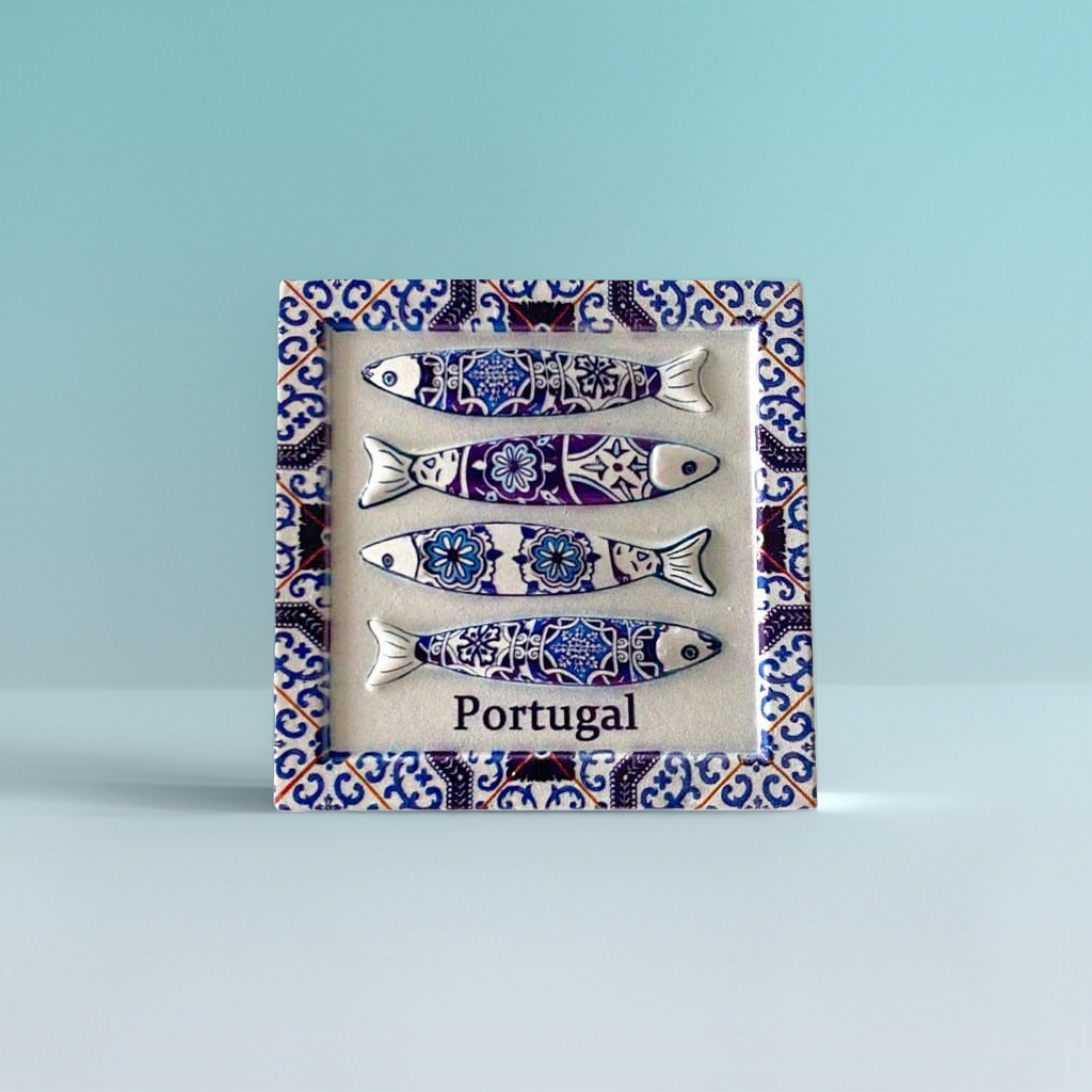 Portuguese-style ceramic fish fridge magnets with four painted fish magnetic stickers details Picture
