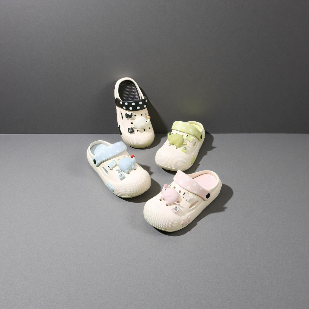 Cute cartoon-decorated crocs, comfortable and anti-slip summer sandals Specification image