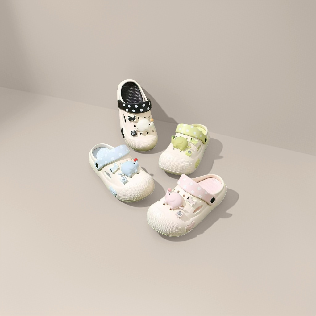 Cute cartoon-decorated crocs, comfortable and anti-slip summer sandals details Picture
