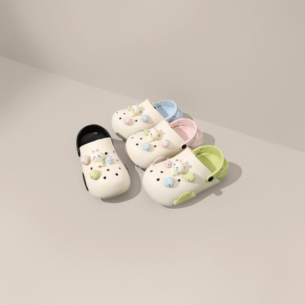 Cute cartoon-decorated crocs, EVA soft-soled, lightweight, breathable and casual shoes Specification image