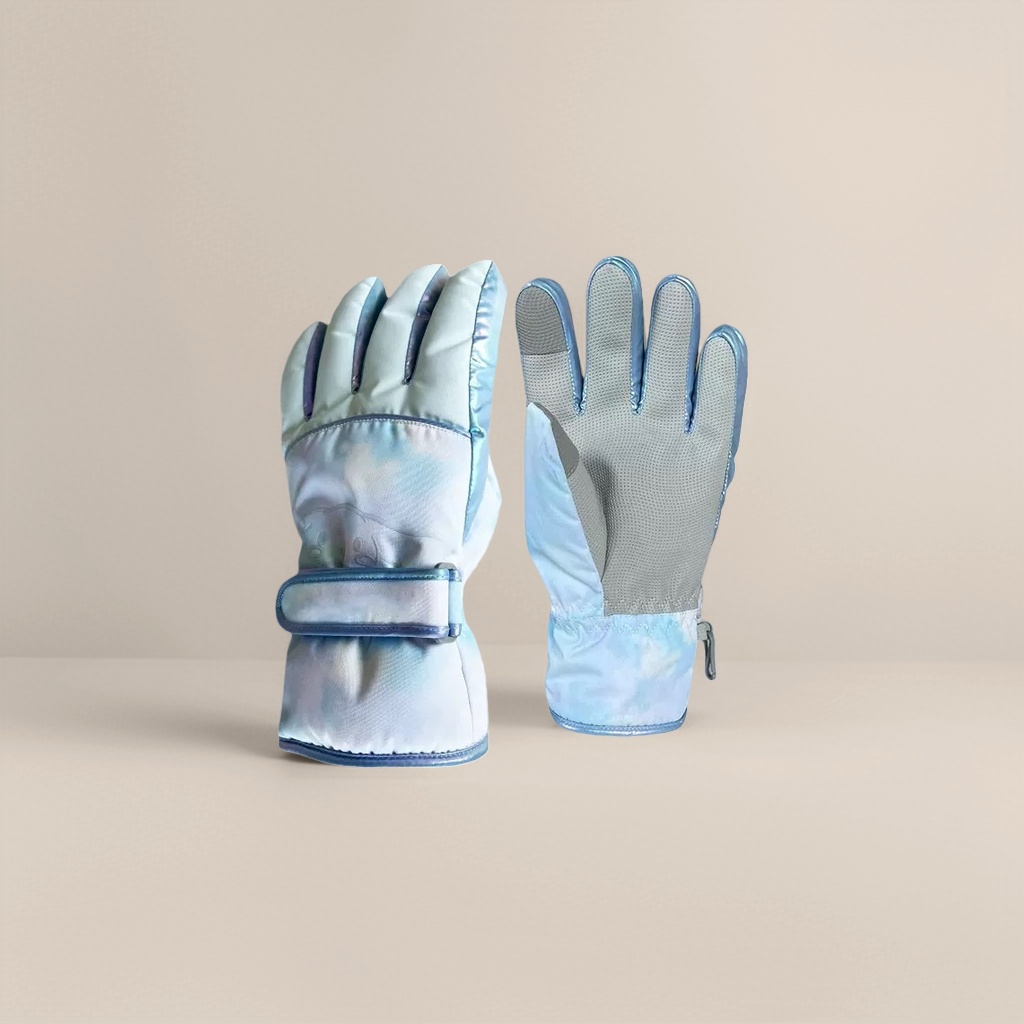 The multi-functional ski gloves are made of windproof and waterproof fabric with thickened fleece lining, suitable for both men and women