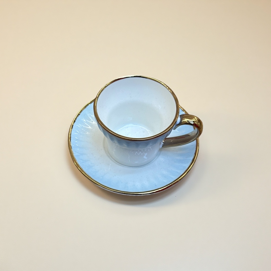白色带金色边框茶杯和碟子套装 家用陶瓷咖啡茶具