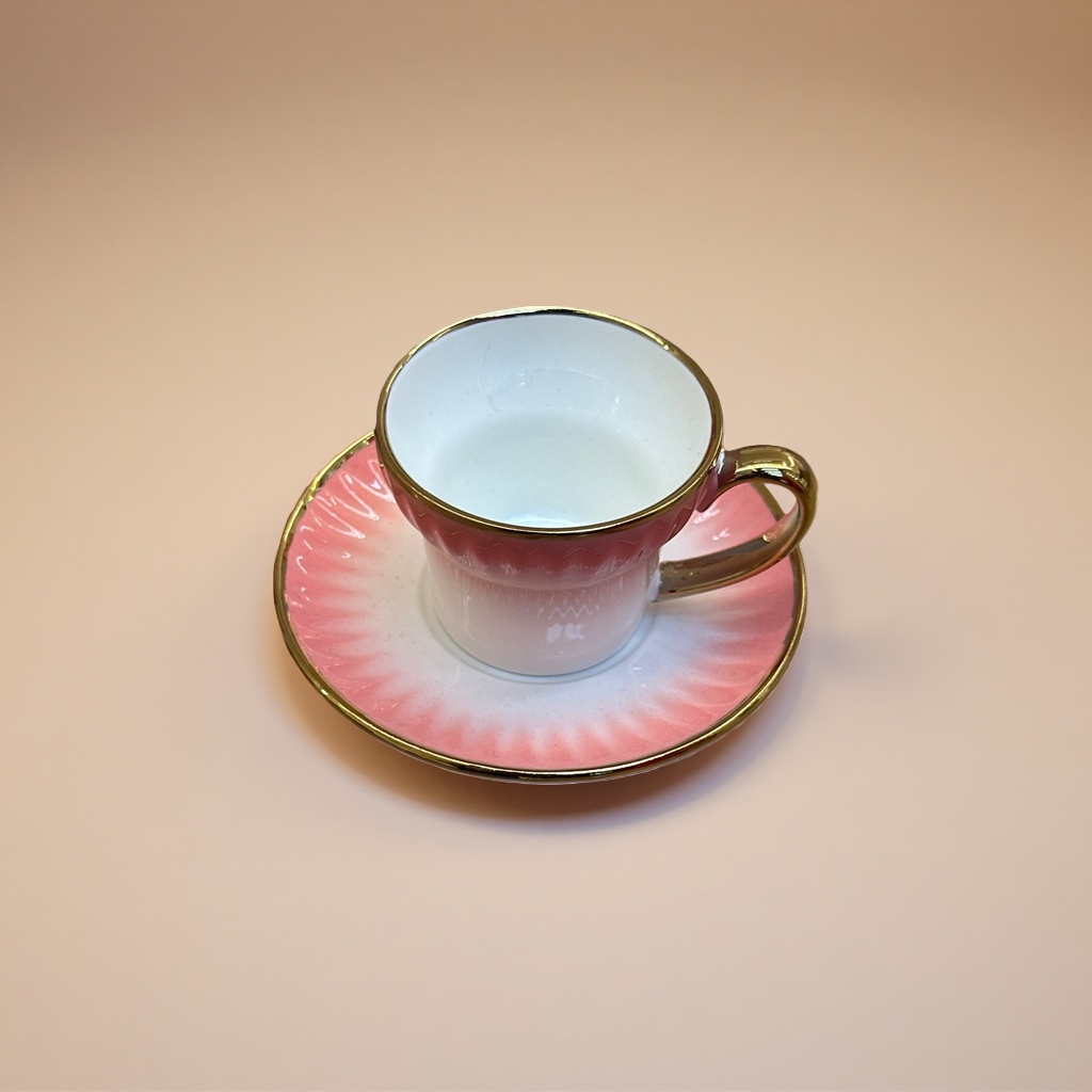 陶瓷工艺品实物图