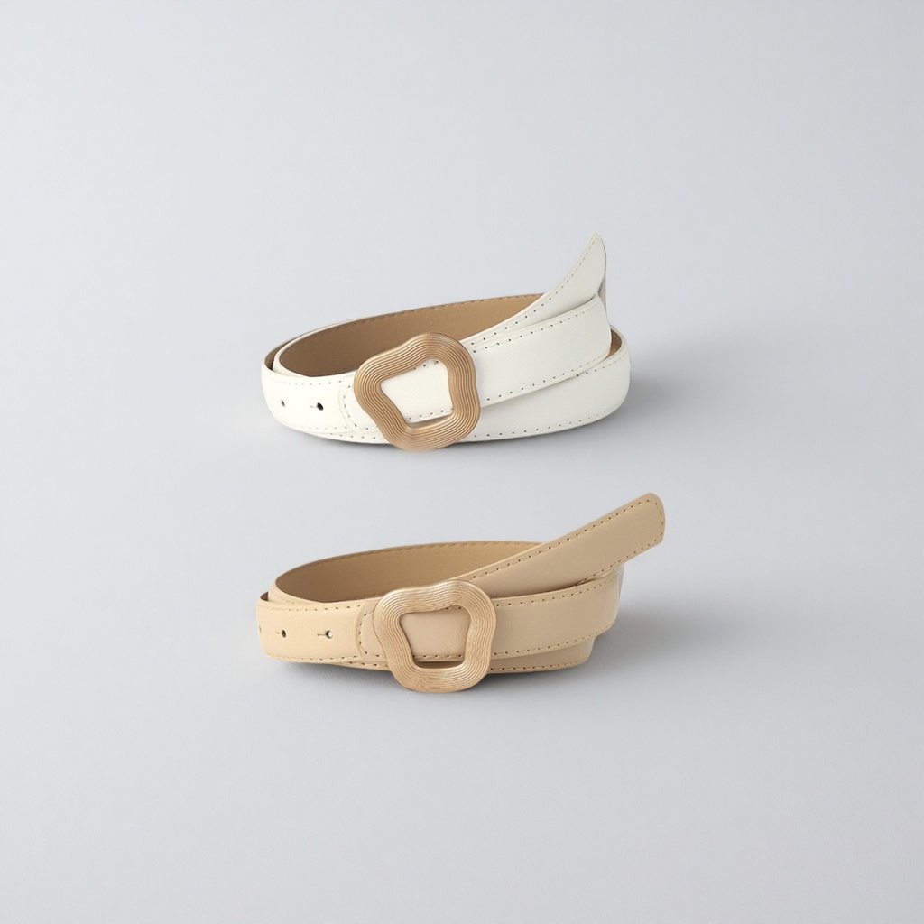 A simple and versatile leather belt for both men and women, available in white and beige details Picture