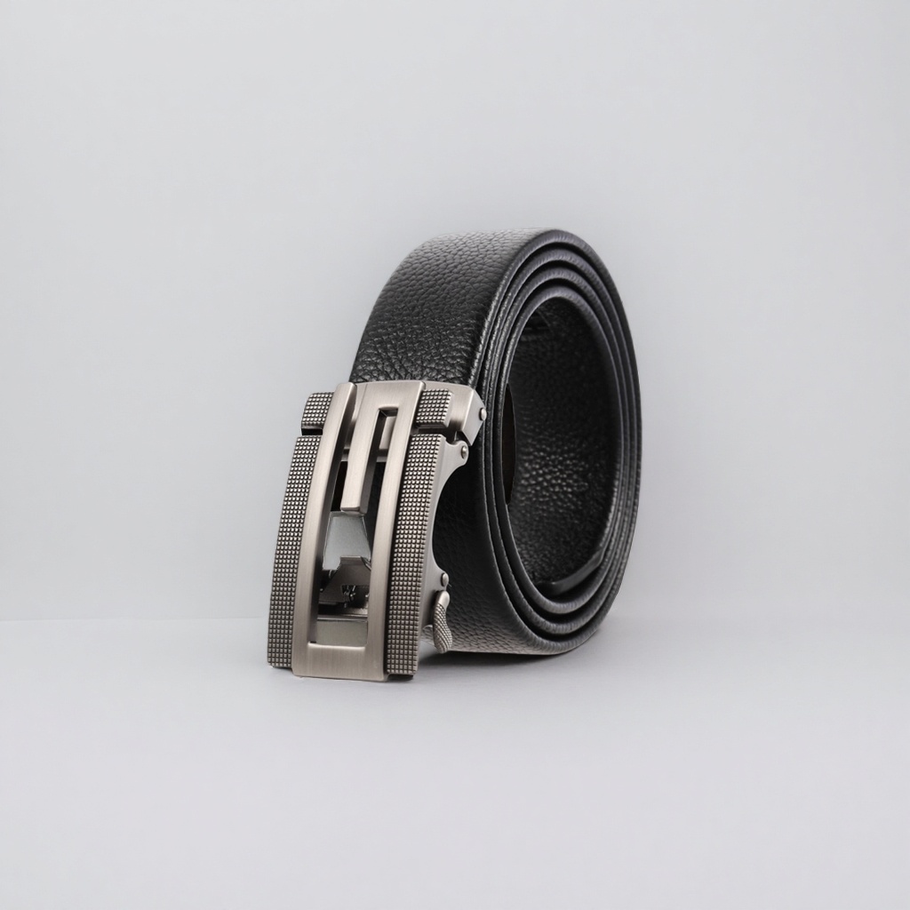 Black leather belt men's business casual belt, 3.5cm wide adjustable Application Scenario