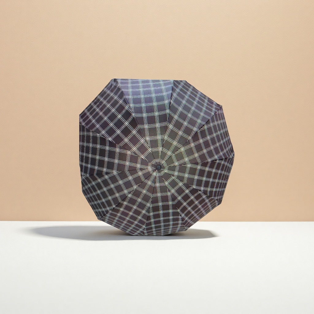 A checkered pattern umbrella for both weather and rain, waterproof and sun-proof, lightweight folding umbrella