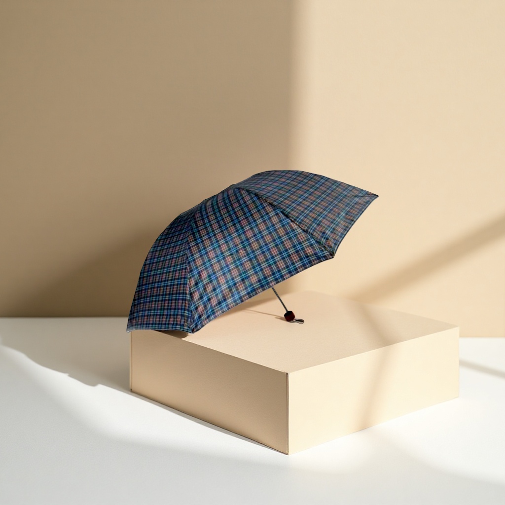 The checkered pattern folding umbrella is waterproof, sun-proof, portable and suitable for both sunny and rainy days Specification image