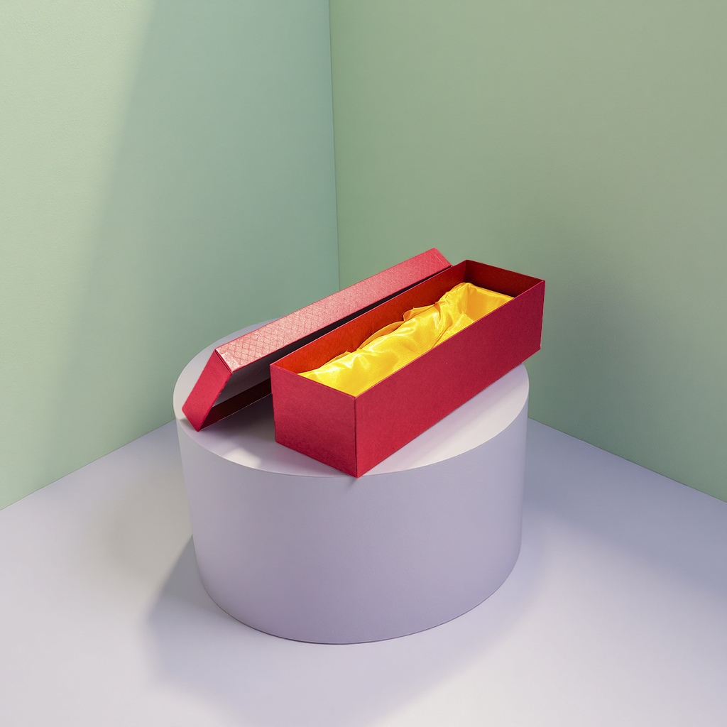 The exquisite red gift box is a festive and joyous packaging, making it an ideal choice for gifting Specification image