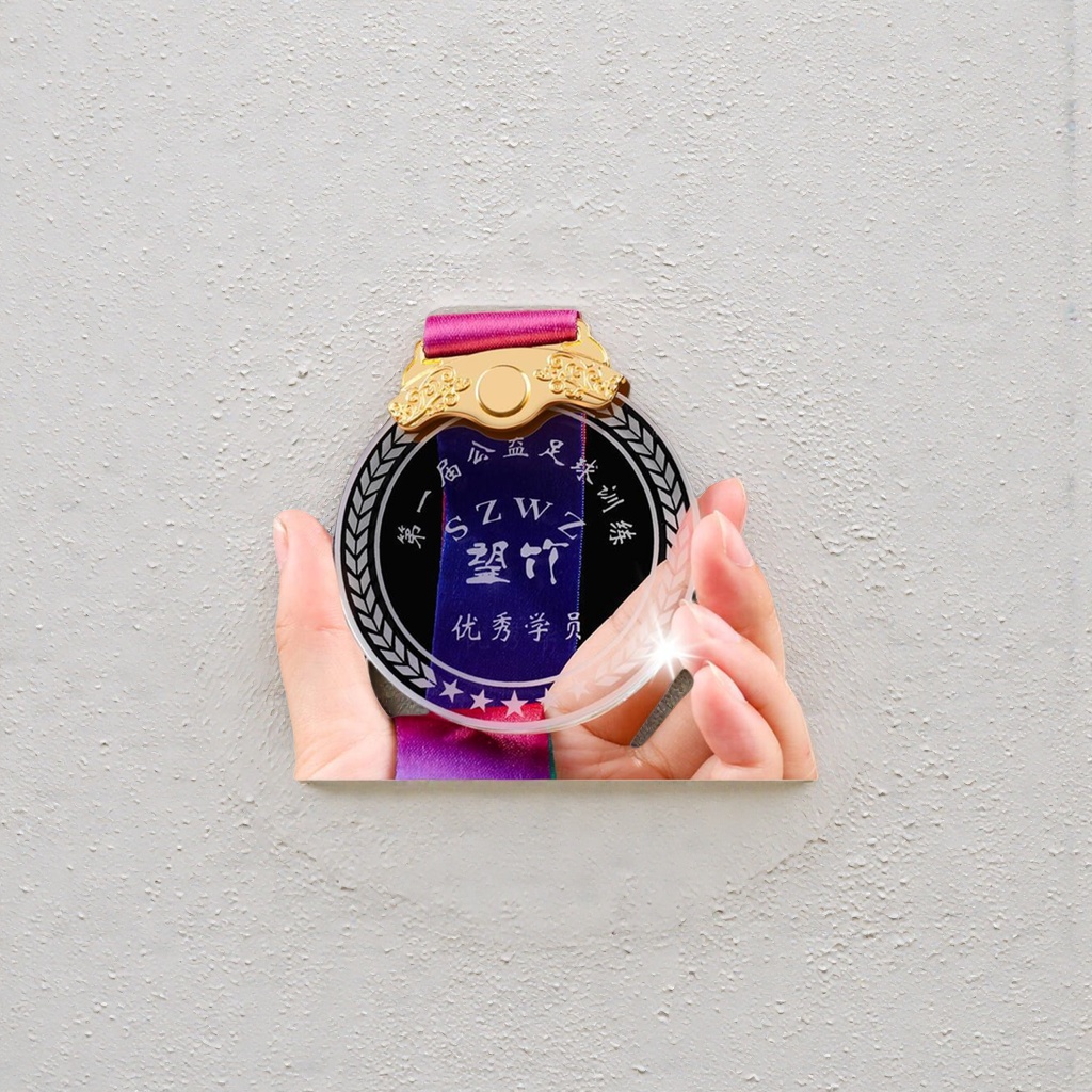 Customized high-transparency K9 crystal medal Commemorative medal gift box set Application Scenario