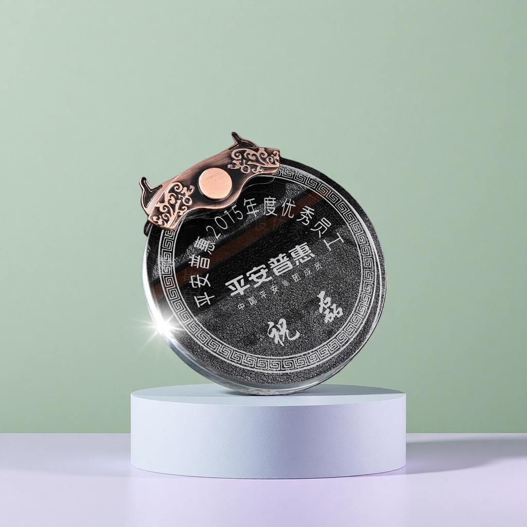 Customized crystal MEDALS, metal gold-plated commemorative MEDALS, honor MEDALS Application Scenario