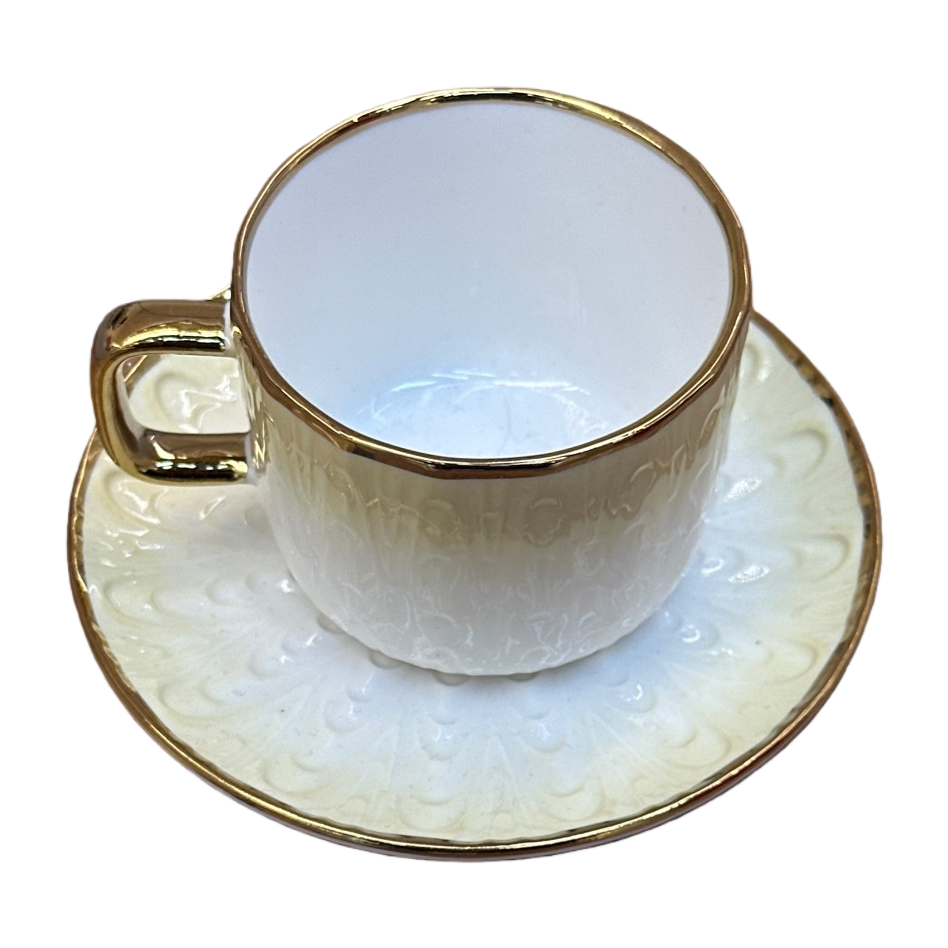 白色带金色边框茶杯配茶托套装白底实物图