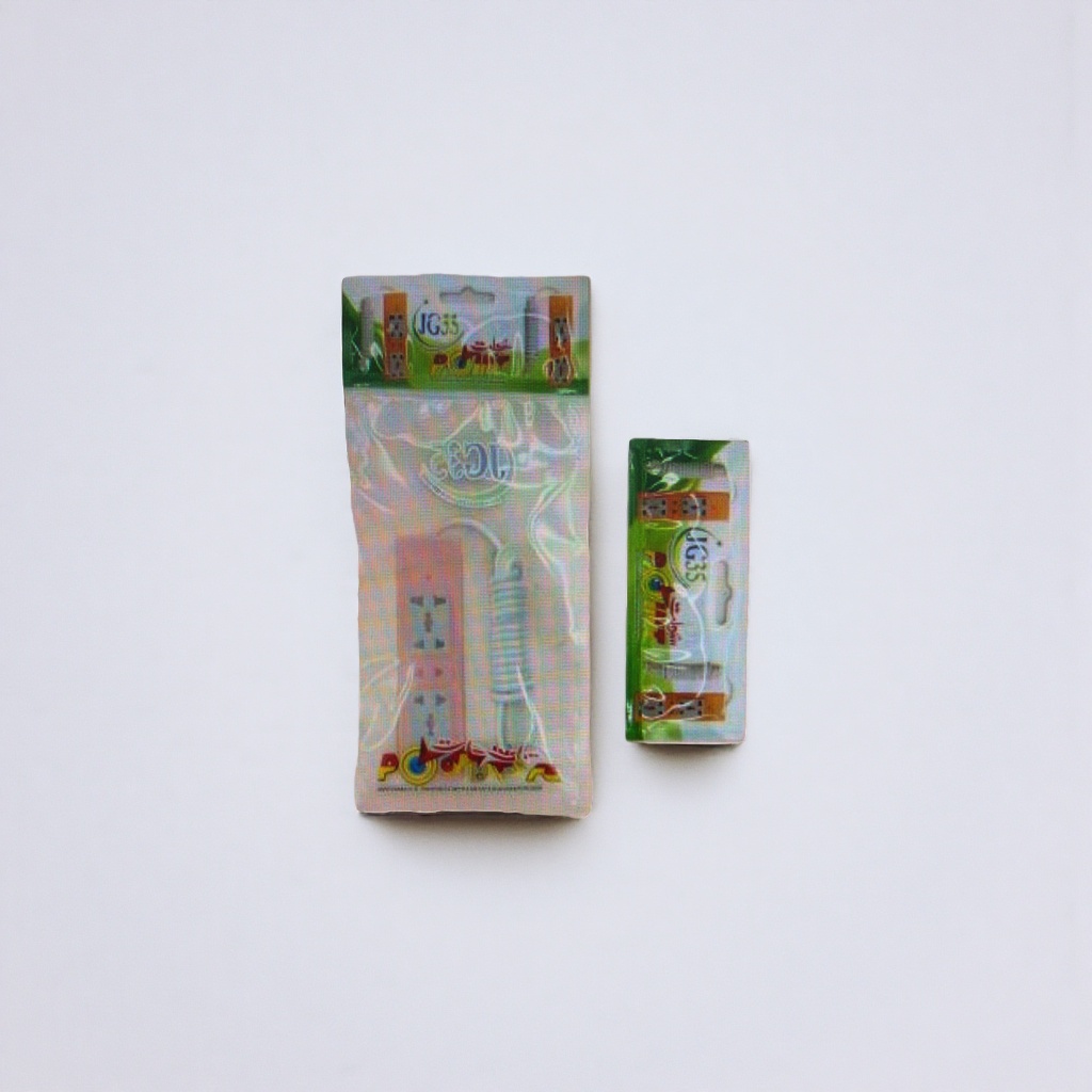 Colorful packaged toothpaste set, multi-functional care, freshening breath, family size Application Scenario