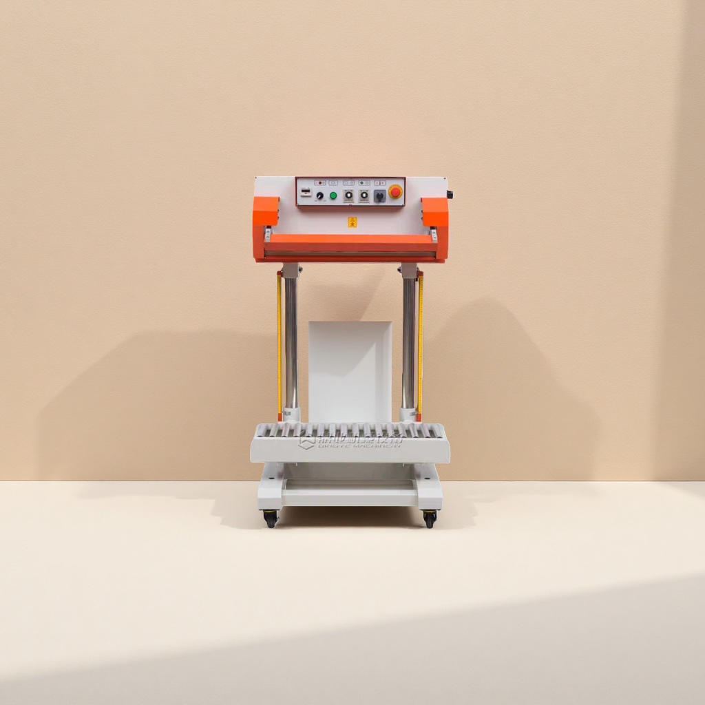 The QLF-700A pneumatic vertical sealing machine is an industrial equipment and an automatic heat sealing packaging machine details Picture