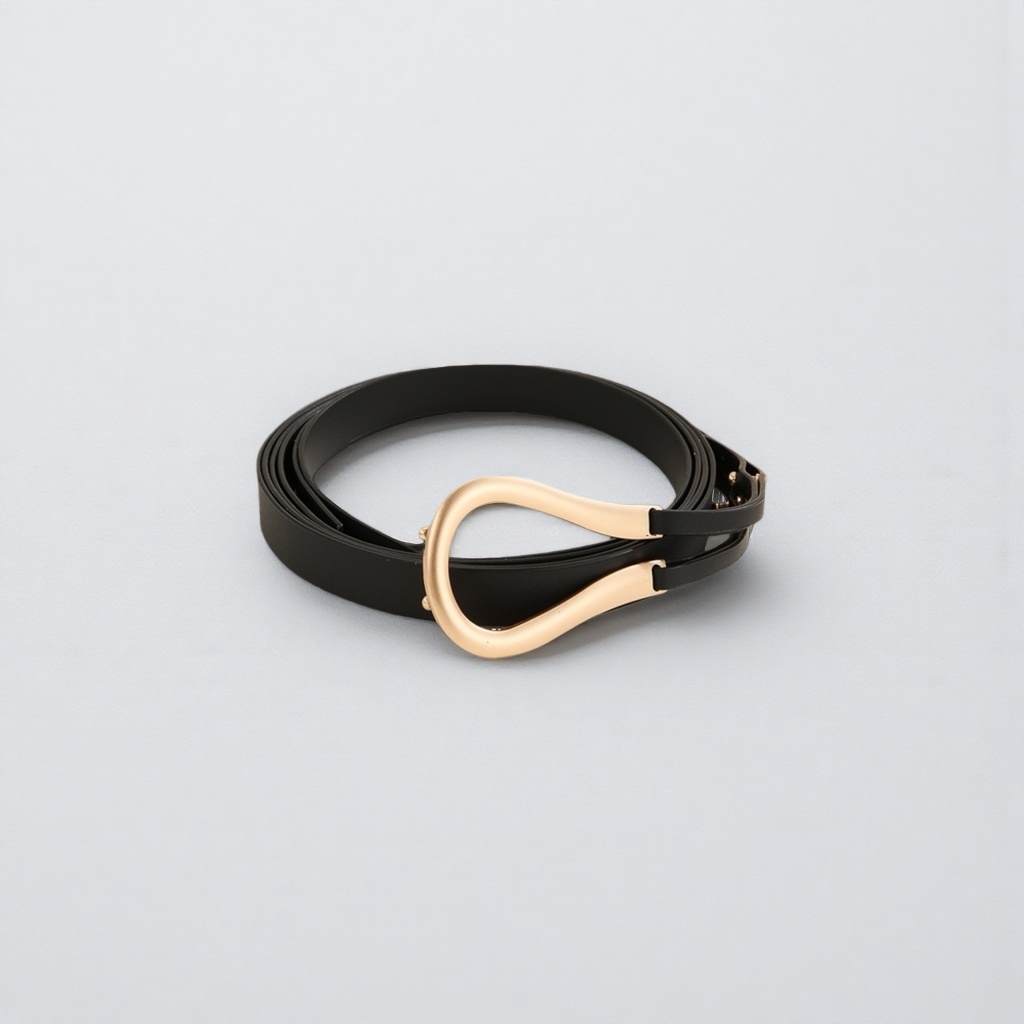Black genuine leather belt with golden metal buckle business casual belt Application Scenario