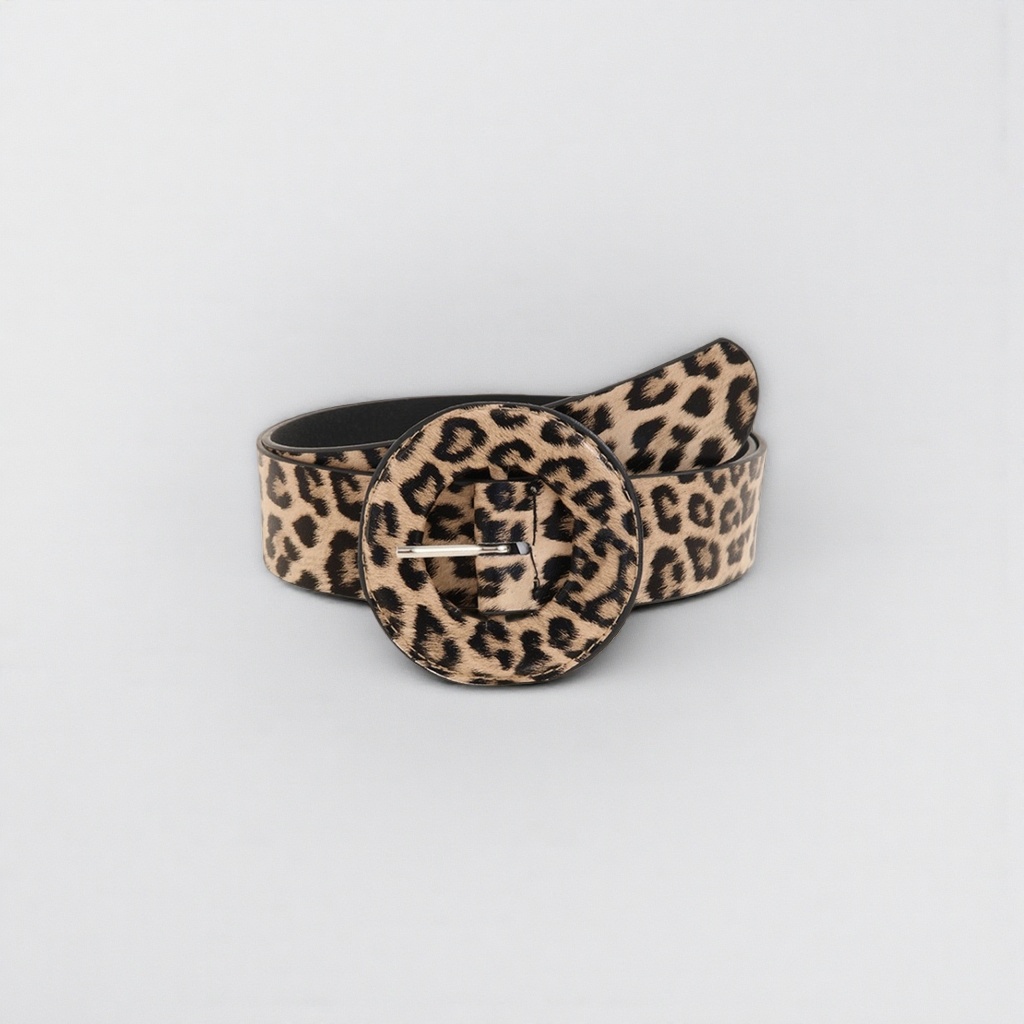 A leopard print pattern fashionable belt is a versatile and unique women's belt