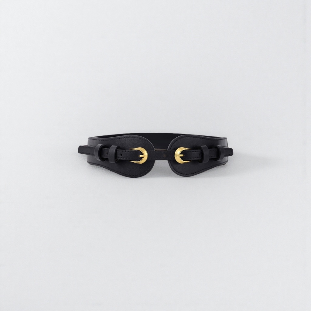 This black leather belt is a simple and versatile genuine leather belt for men