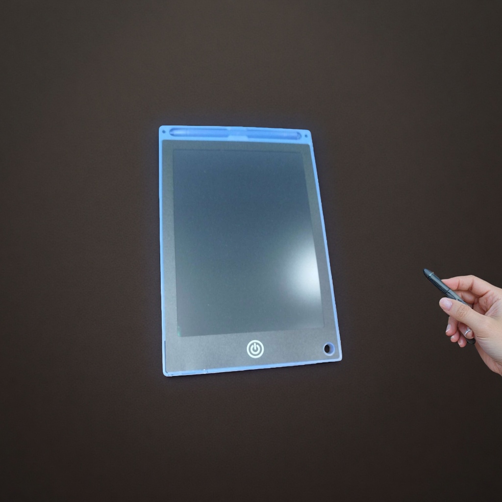 An electronic writing pad with erasable and writable LCD screen, a portable calligraphy and painting writing board Application Scenario