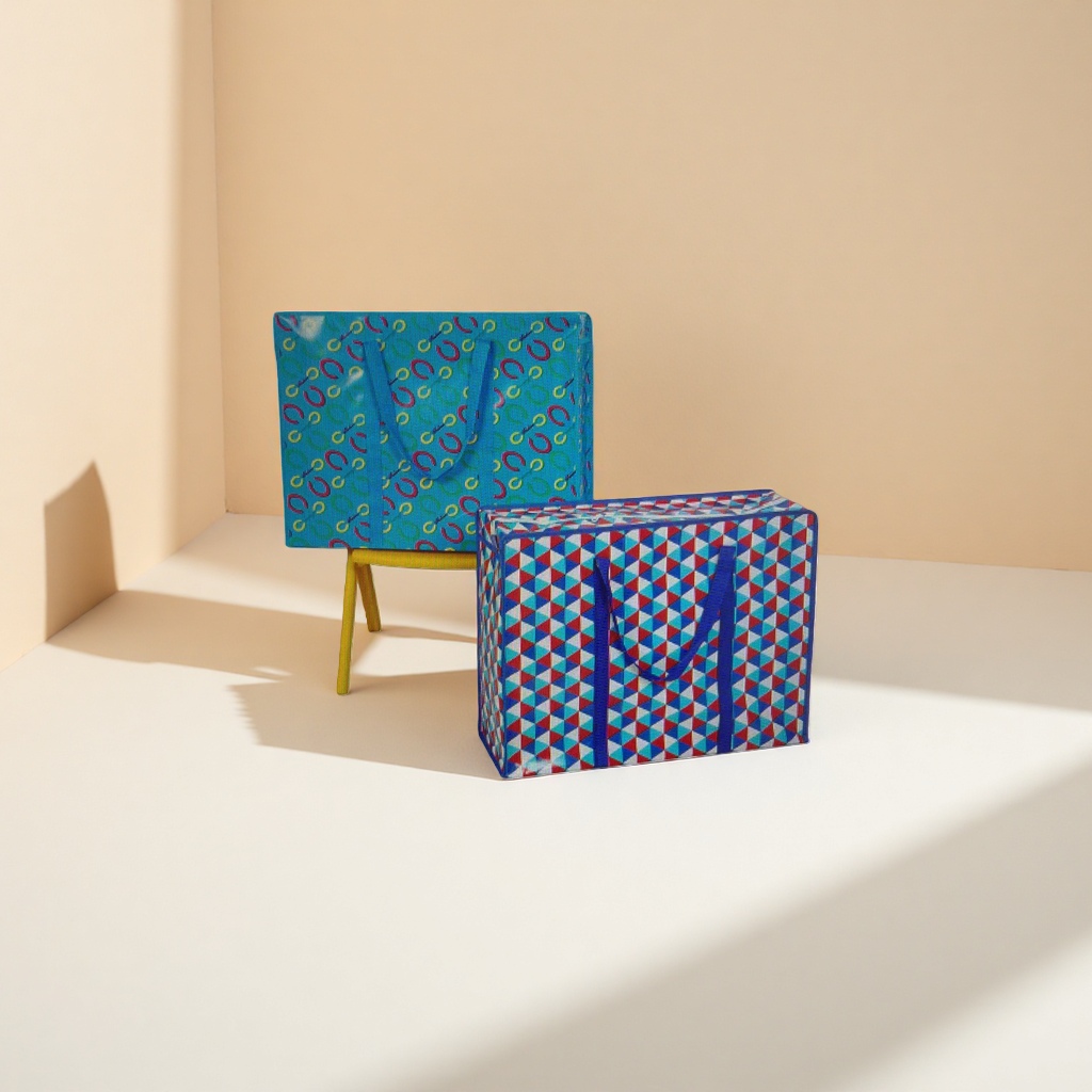 Colorful pattern storage bag, multi-functional portable fabric organizing bag Application Scenario