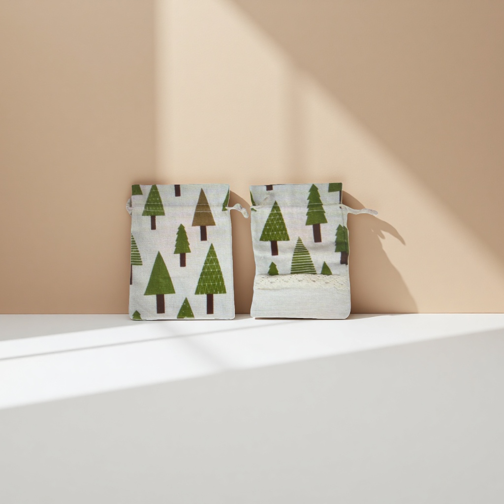Creative patterned cotton and linen fabric hand-held shopping bags are environmentally friendly and reusable Application Scenario
