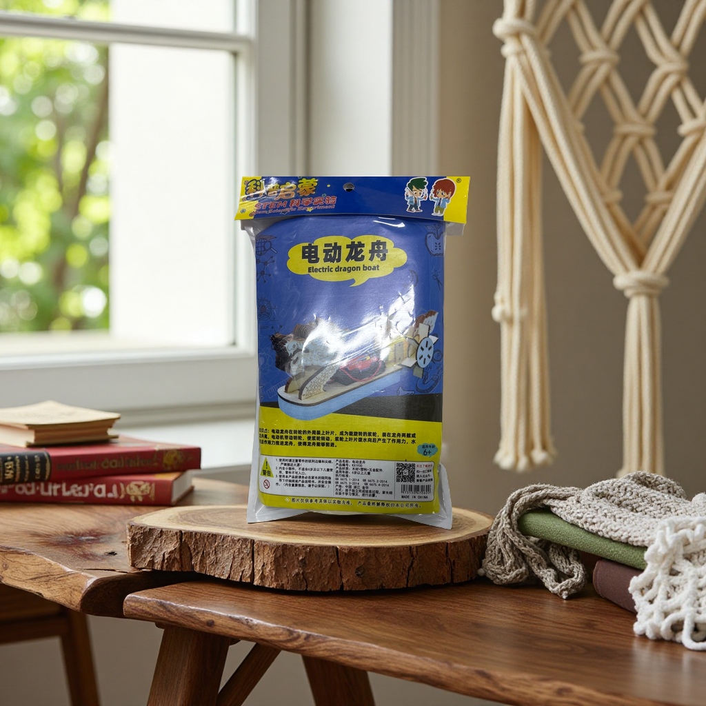 The electric dragon boat toy set comes with a special packaging bag and can remotely control the water simulation dragon boat Specification image