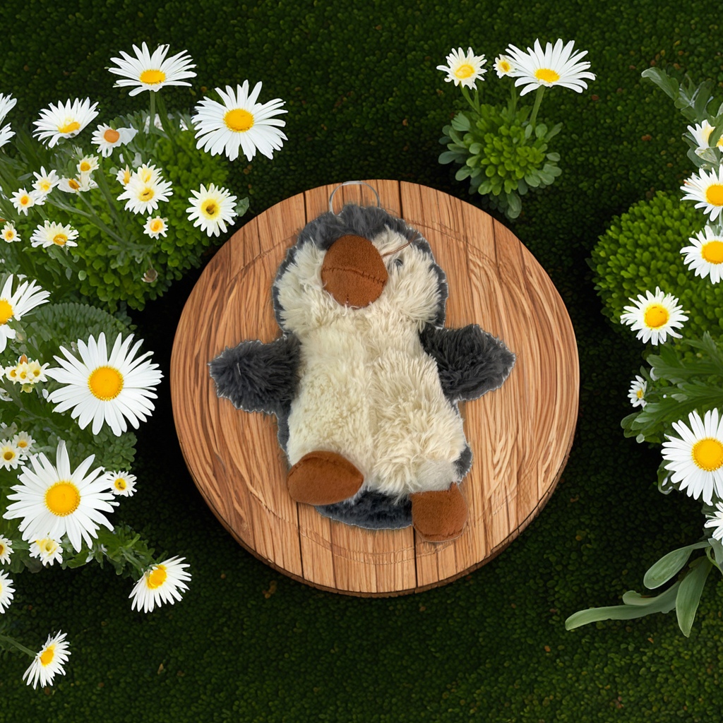 Plush toy penguins, cute throw pillows, plush figurines, children's soothing dolls Plush toy penguins, cute throw pillows, plush figurines, children's soothing dolls