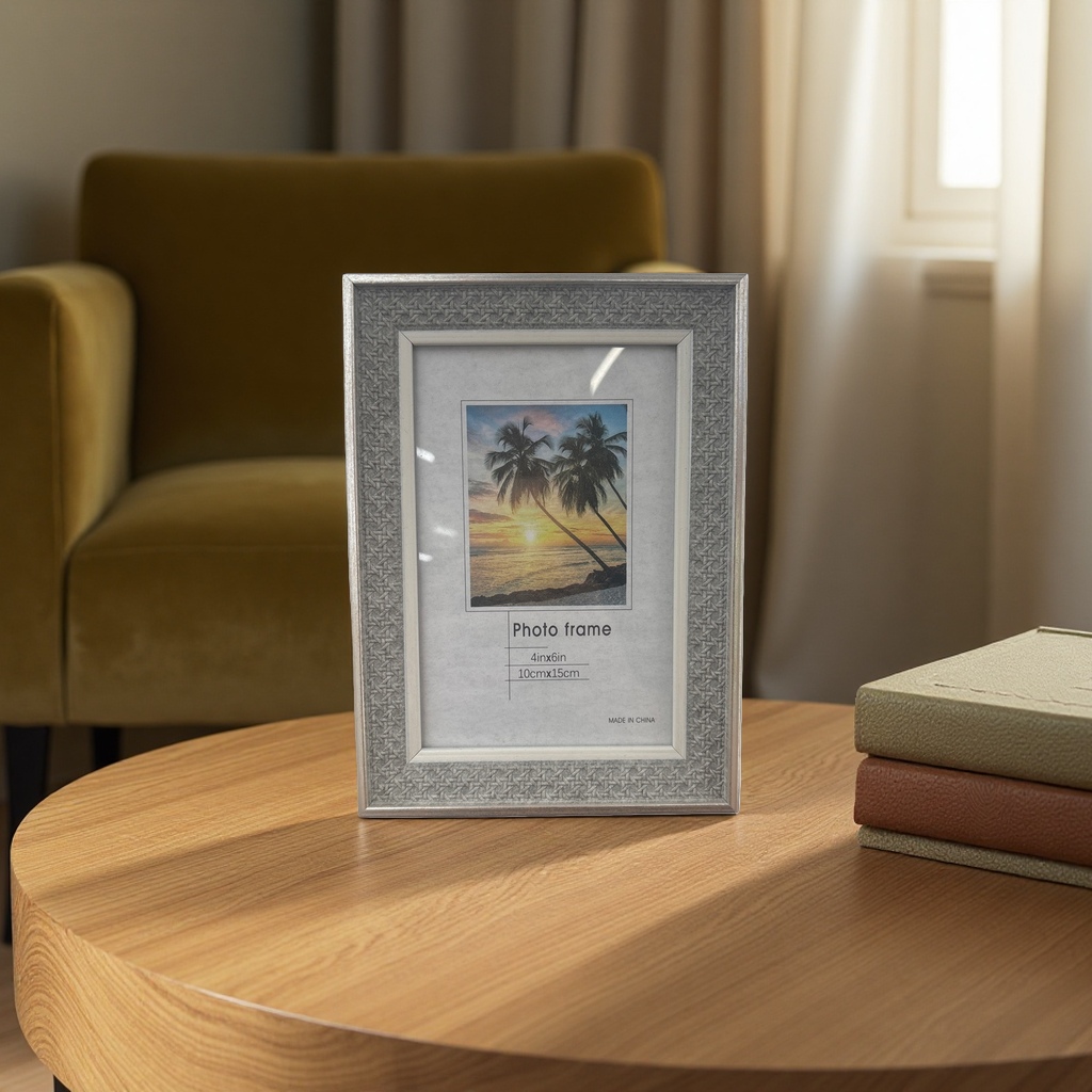 The simple Nordic-style wooden photo frame is suitable for photo decoration in the living room and bedroom as a desktop ornament details Picture
