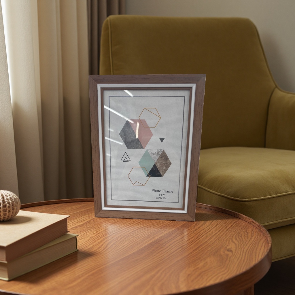 Simple Nordic-style wooden photo frames for living room and bedroom decoration, wall-mounted photo frames Specification image