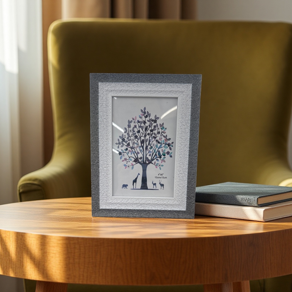 Tree and animal pattern decorative paintings with photo frames are hung in the living room and bedroom in a Nordic style Specification image