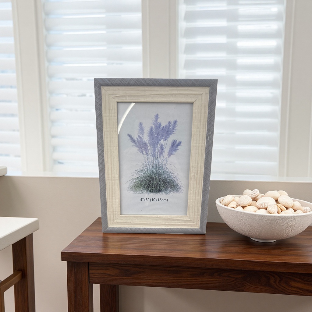 Nordic-style wooden photo frames with plant patterns are suitable for decorative picture frames in living rooms and bedrooms Specification image