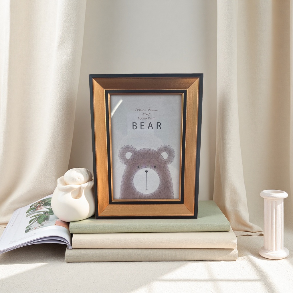 Bear pattern imitation wooden photo frame, photo frame stand, wall hanging, dual use, simple Nordic style Specification image