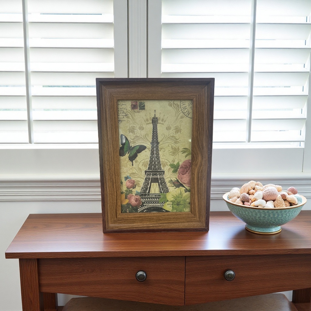 Plastic photo frames, retro wood-like photo frames, decorative frames, display stands, fashionable and simple home picture frames Application Scenario
