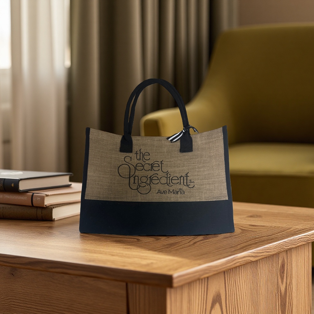 A fashionable and simple handbag, a versatile single-shoulder tote bag for women's commutes