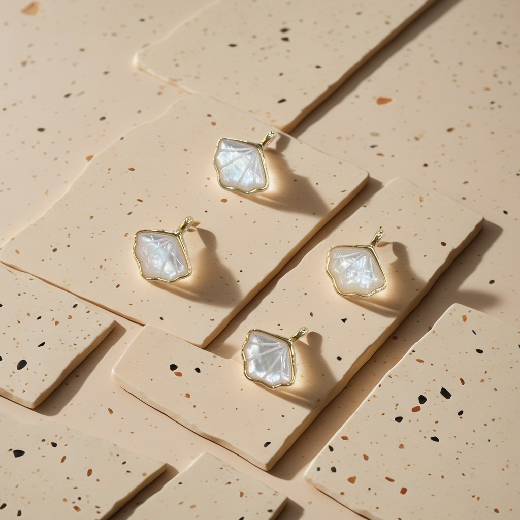 Shell pendant sterling silver necklace, a unique design for women, simple and versatile fashionable accessory Application Scenario