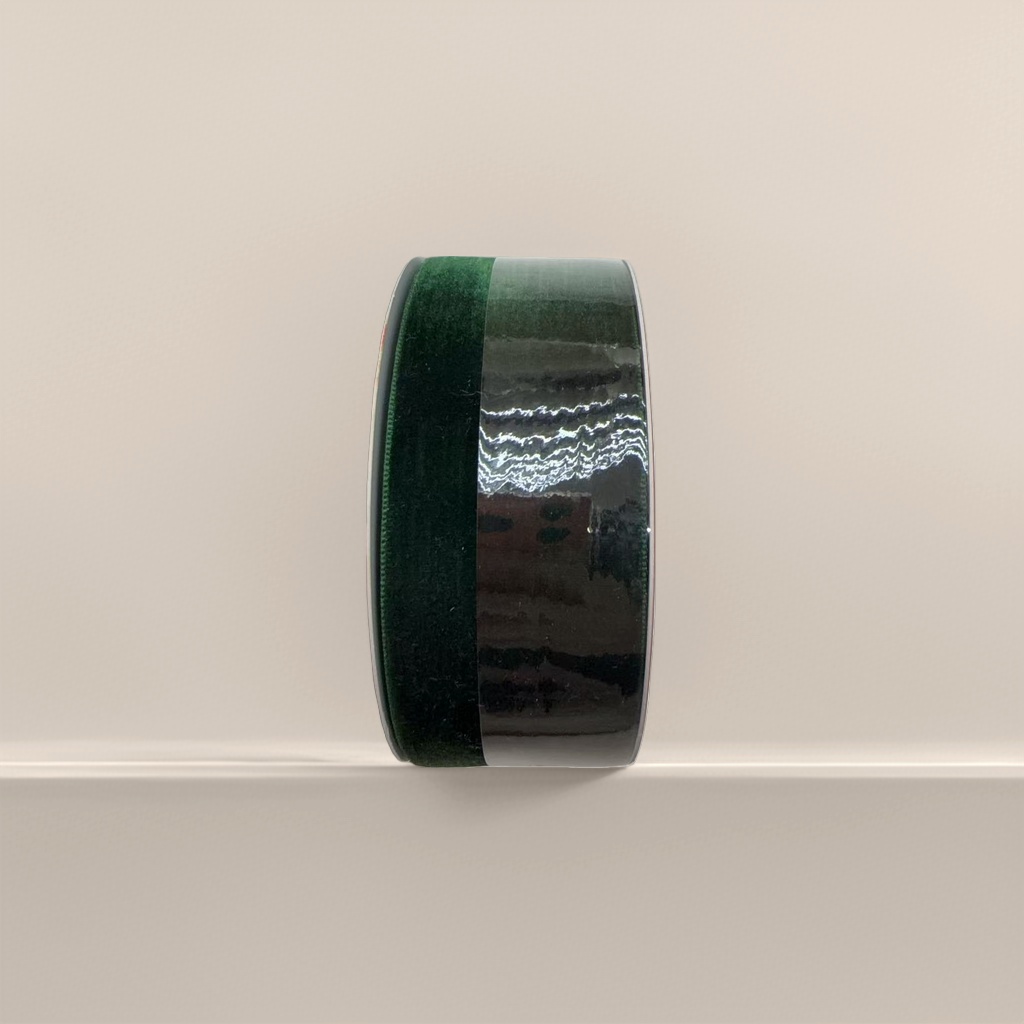 The green velvet gift box is packaged with a ribbon bow decoration and is 1.5 centimeters wide Application Scenario